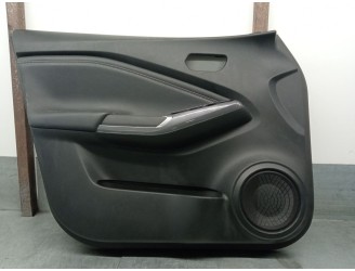 Recambio de guarnecido puerta delantera izquierda para nissan juke (f16_) 1.0 referencia OEM IAM 809116PA0A 809016PG0C 