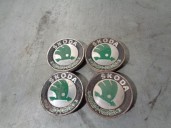 Recambio de tapacubos para skoda octavia berlina (1u2) 1.9 tdi referencia OEM IAM 6U0601151L  