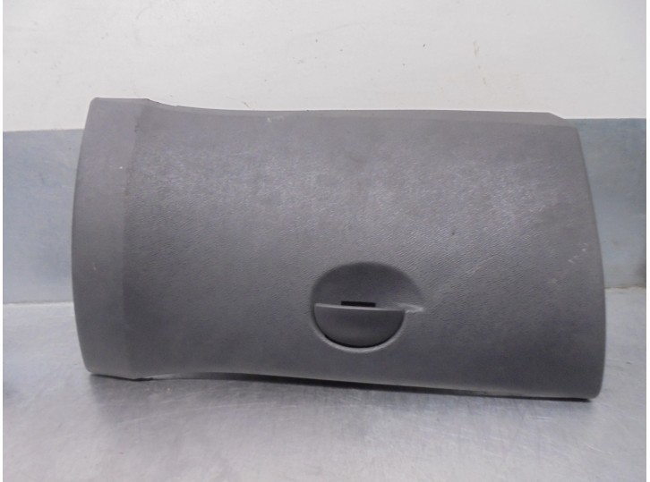 Recambio de guantera para renault twingo 1.5 dci diesel fap referencia OEM IAM 7701210096 