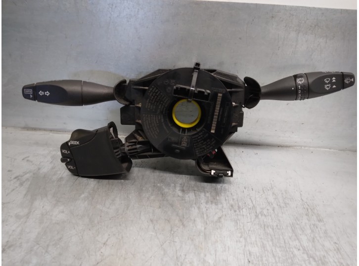 Recambio de mando luces para ford focus berlina (cak) 2.0 16v cat referencia OEM IAM 98AG13335BE  