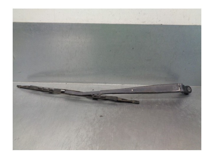 Recambio de brazo limpia trasero para hyundai terracan (hp) 2.9 crdi cat referencia OEM IAM 98831H1000  