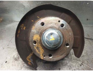 Recambio de mangueta trasera derecha para ssangyong korando 2.0 td cat referencia OEM IAM 4592034000 