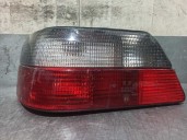 Recambio de piloto trasero izquierdo para peugeot 605 2.1 turbodiesel referencia OEM IAM 4 PUERTAS