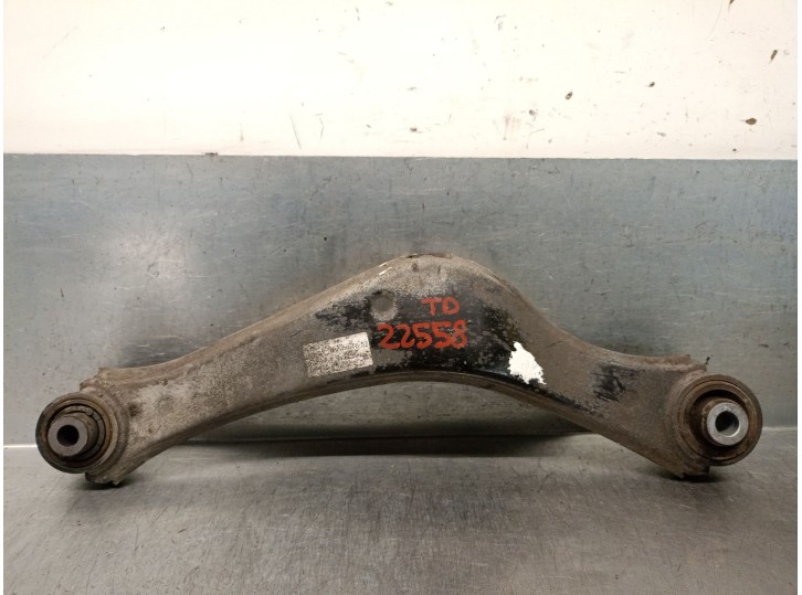 Recambio de brazo suspension superior trasero derecho para opel insignia a sports tourer (g09) 2.0 cdti (35) referencia OEM IAM 