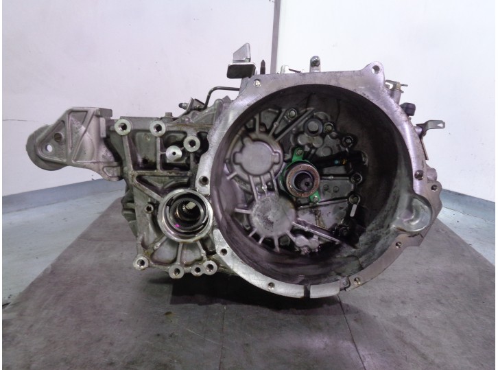 Recambio de caja cambios para mitsubishi asx (ga0w) 1.8 di-d cat referencia OEM IAM A0610655 2500A296 AISIN