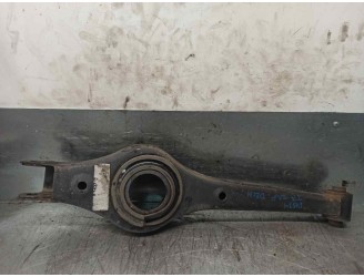 Recambio de brazo suspension inferior trasero derecho para ssangyong korando 2.0 td cat referencia OEM IAM 4581034000  