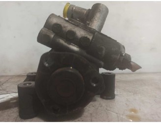 Recambio de bomba servodireccion para mercedes-benz clase c (w203) berlina 270 cdi (203.016) referencia OEM IAM A0044661301 KYB