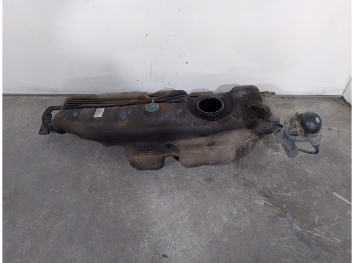Recambio de deposito combustible para renault twingo 1.5 dci diesel fap referencia OEM IAM 8200491601 172033376R CESTA 20