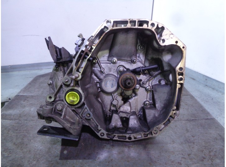 Replacement gearbox for Renault Twingo 1.5 DCi Diesel FAP OEM IAM reference JR5308 C01071 7701767501
