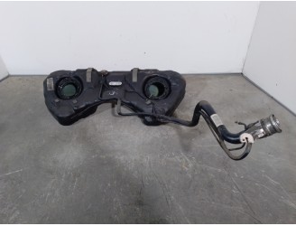 Recambio de deposito combustible para mercedes-benz clase e (w212) lim. 2.1 cdi cat referencia OEM IAM A2124708701 A2124708901 C