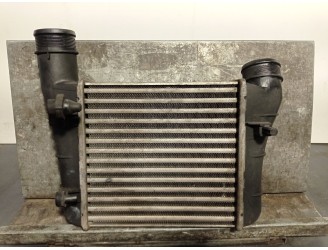 Recambio de intercooler para audi a4 berlina (8e) 1.9 tdi referencia OEM IAM 8E0145805S 8E0145805S 3058625 MODINE