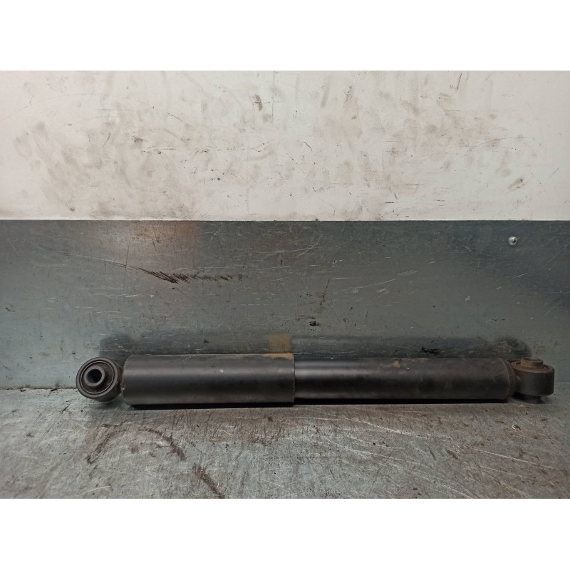 Recambio de amortiguador trasero izquierdo para kia sorento 2.5 crdi cat referencia OEM IAM 553003E020 344451 KYB
