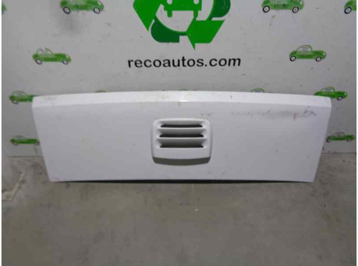 Recambio de capot para renault b-120.65 2.8 90kw referencia OEM IAM 7701597889 BLANCO 