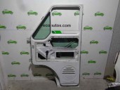 Replacement front right door for Renault B-120.65 2.8 90kW OEM IAM reference 5000370700 WHITE LABELED 2 DOORS