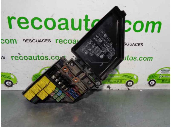 Recambio de caja reles / fusibles para mg serie 25 (rf) 1.4 16v cat referencia OEM IAM YQE103720  