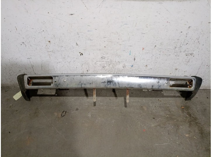 Recambio de paragolpes delantero para seat seat 131 supermiraflori seat 131 referencia OEM IAM 5416735 