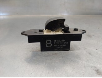 Recambio de mando elevalunas delantero derecho para mitsubishi asx (ga0w) 1.8 di-d cat referencia OEM IAM MR587944 C8DD411MB 
