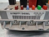 Recambio de caja reles / fusibles para fiat doblo cargo (223) 1.3 55kw referencia OEM IAM 51763771 