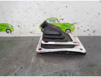 Recambio de guarnecidos palanca cambio para suzuki santana 1.3 47kw referencia OEM IAM A2813683000  