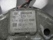 Recambio de electroventilador para opel vectra b berlina 1.6 16v referencia OEM IAM 52464705 0130303283 BOSCH
