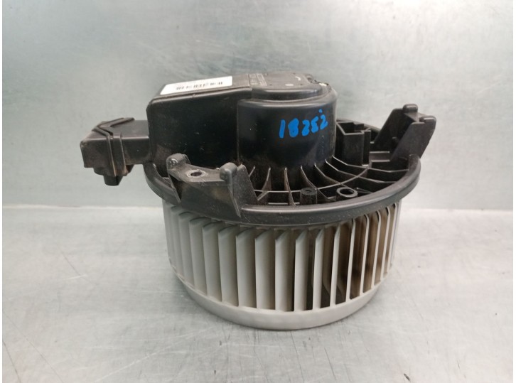 Recambio de motor calefaccion para honda cr-v (re) 2.2 ctdi referencia OEM IAM AV2727005060 79310SWWE01 