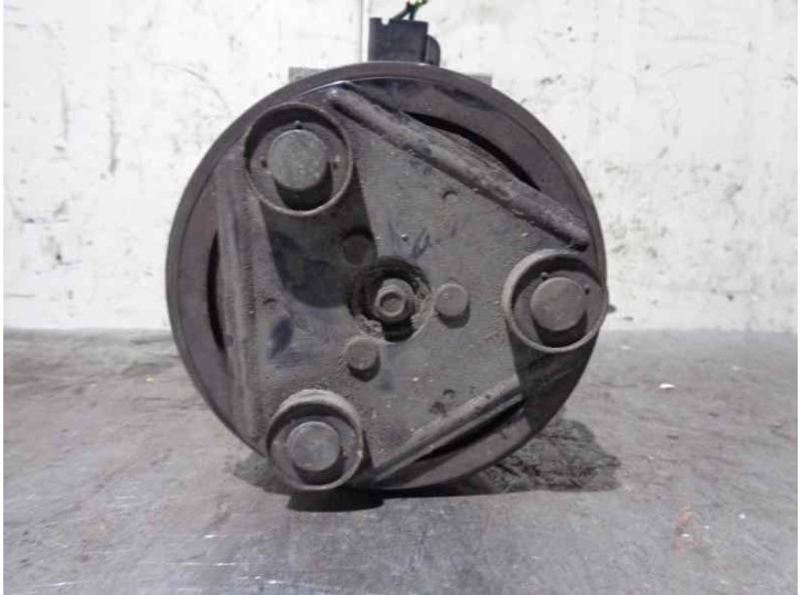Recambio de compresor aire acondicionado para ford mondeo iii sedán (b4y) 2.0 tdci referencia OEM IAM 1S7H19D629EA 