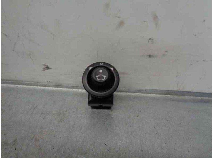 Recambio de mando retrovisor para ford fiesta (cbk) 1.4 16v cat referencia OEM IAM 93BG17B676BB  