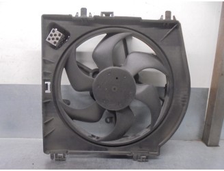 Recambio de electroventilador para renault twingo 1.5 dci diesel fap referencia OEM IAM 7701068310 7701067979 