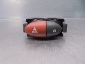 Replacement hazard warning switch for Renault Twingo 1.5 dCi diesel FAP OEM IAM reference 8200214895 8200483813 