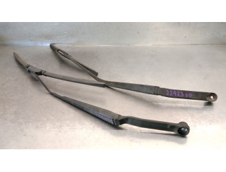 Recambio de brazo limpia delantero derecho para mazda 6 sedán (gg) 2.0 di (gg14) referencia OEM IAM GJ6A67321A GJ6A67321A 