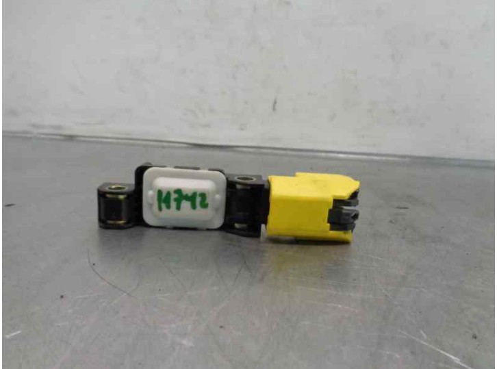 Recambio de sensor impacto para volkswagen touareg (7la) 2.5 tdi referencia OEM IAM 4B0959643E  