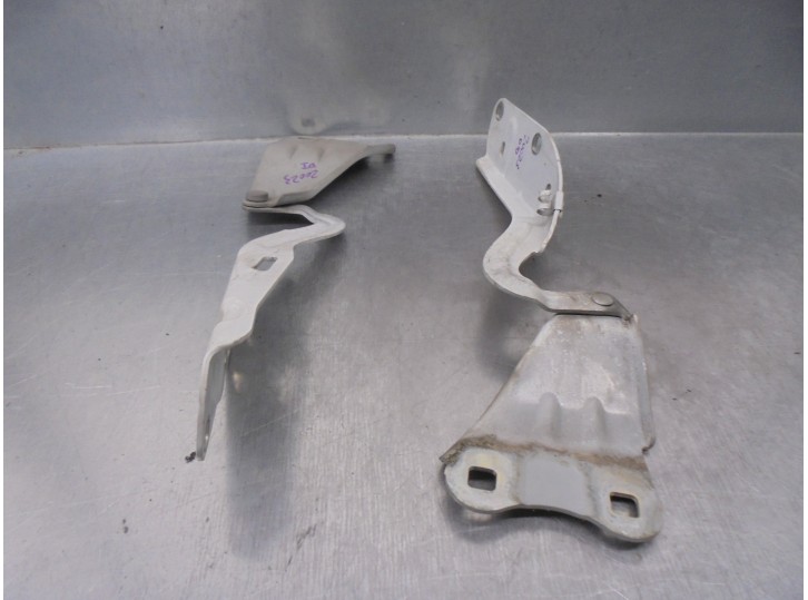 Recambio de bisagra capot para renault twingo 1.5 dci diesel fap referencia OEM IAM 8200343122 8200343123 