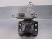 Replacement right engine mount for Renault Twingo 1.5 dCi diesel FAP OEM IAM reference 8200410267 