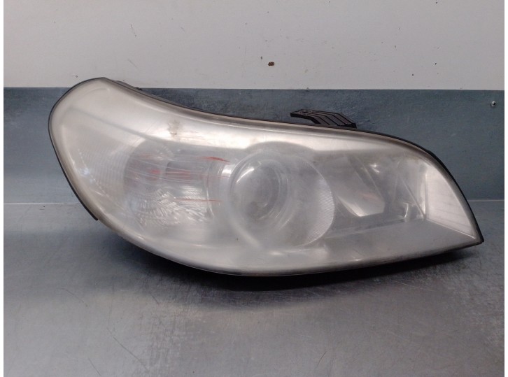 Replacement right headlight for Chevrolet Epica 2.0 Diesel CAT OEM IAM reference 00019031 4 DOORS