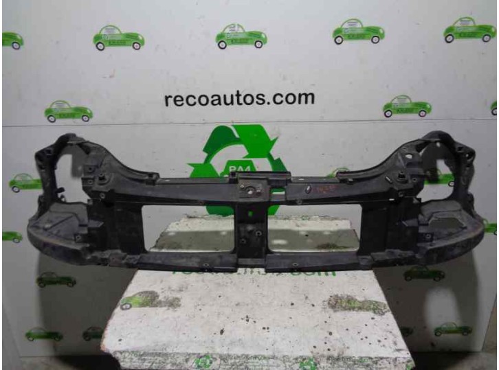 Replacement front panel for Nissan Interstar mod. 04 (X70) 2.5 DCi Diesel CAT OEM IAM reference FIBERGLASS 5 DOORS