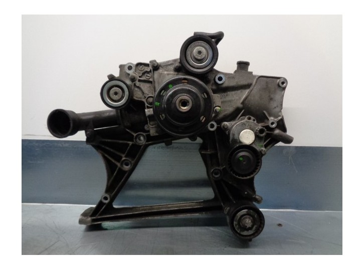 Recambio de tapa distribucion para mercedes-benz sprinter ii caja cerrada cdi cat referencia OEM IAM 