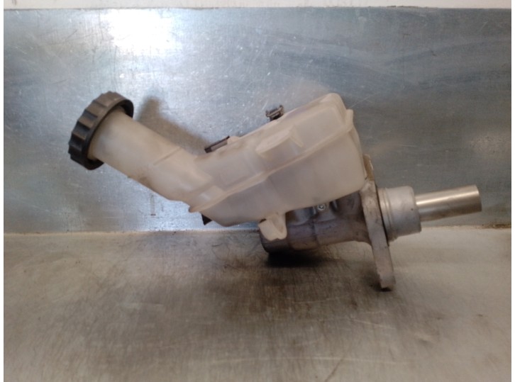 Recambio de bomba freno para mitsubishi asx (ga0w) 1.8 di-d cat referencia OEM IAM 03350890011 03350090021 ATE