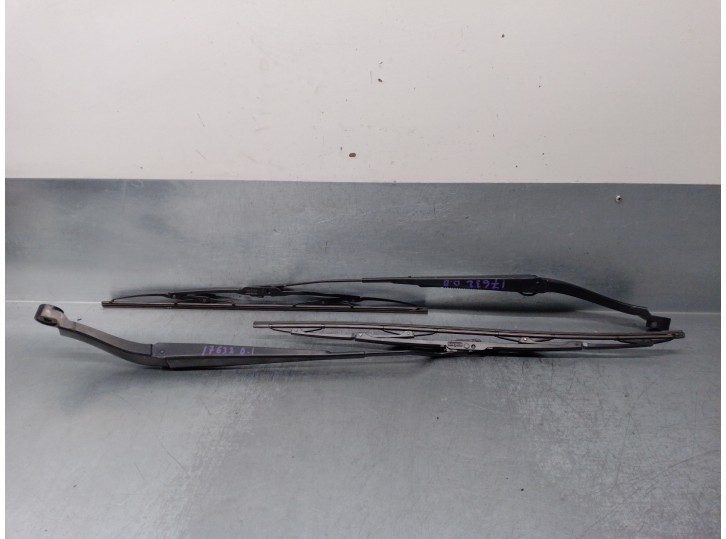 Recambio de brazo limpia delantero derecho para chevrolet epica 2.0 diesel cat referencia OEM IAM 96636497 