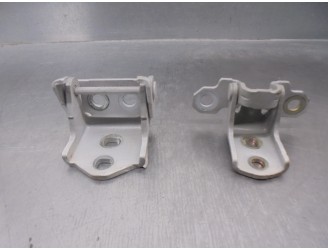 Recambio de bisagra puerta para renault twingo 1.5 dci diesel fap referencia OEM IAM 8200353027 8200806908 