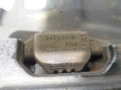 Replacement gearshift bracket for Volvo S40 saloon 2.0 diesel CAT OEM IAM reference 5M517M121MB FOMOCO