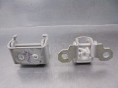 Recambio de bisagra puerta para renault twingo 1.5 dci diesel fap referencia OEM IAM 8200353027 8200806908 