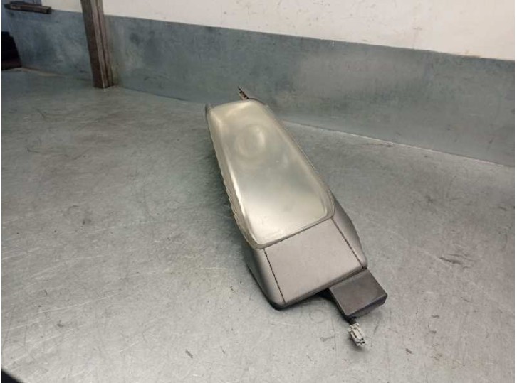 Recambio de faro izquierdo para nissan x-trail (t30) 2.2 dci diesel cat referencia OEM IAM 261358H700  