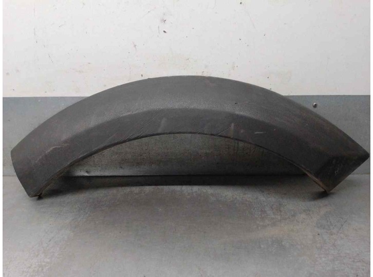 Recambio de aletin trasero izquierdo para land rover discovery 2.7 td v6 cat referencia OEM IAM DFK000055 