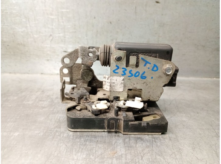 Recambio de cerradura puerta trasera derecha para dacia logan 1.5 dci diesel cat referencia OEM IAM 8200928492 8200928492 