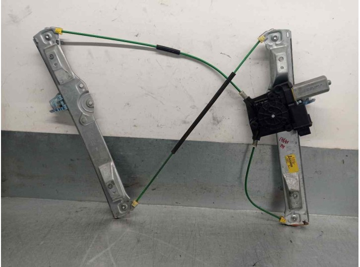 Recambio de elevalunas delantero izquierdo para opel corsa d 1.2 16v lpg referencia OEM IAM 541613212 6 PINES 3 PUERTAS