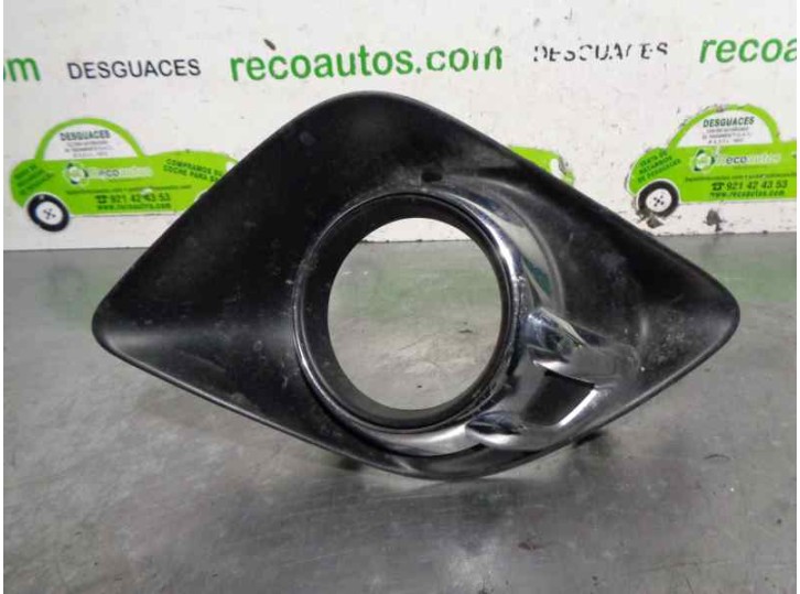 Replacement left bumper grille for Mitsubishi ASX (GA0W) 1.8 Di-D CAT OEM IAM reference 8321A385 