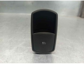 Recambio de mando elevalunas delantero derecho para opel corsa d 1.2 16v lpg referencia OEM IAM 13189333RW  