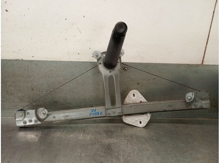 Recambio de elevalunas delantero izquierdo para dacia logan 1.5 dci diesel cat referencia OEM IAM 8200800402 8200800402 