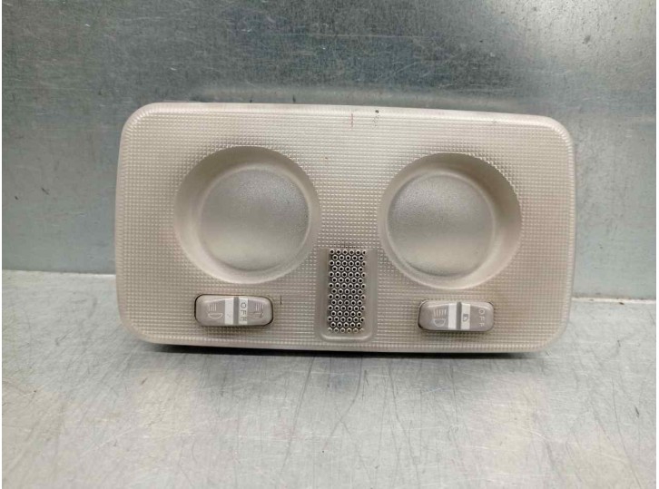 Recambio de luz interior para peugeot bipper tepee 1.3 16v hdi fap referencia OEM IAM 735547006 
