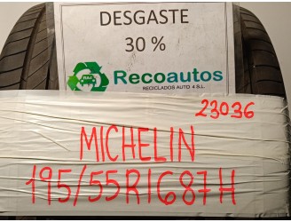 Recambio de neumatico/s para kia stonic (yb) 1.2 cvvt referencia OEM IAM 19555R1687H MICHELIN PRIMACY 4